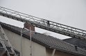 Feuer 2 Dach Koeln Brueck Diesterweg P18